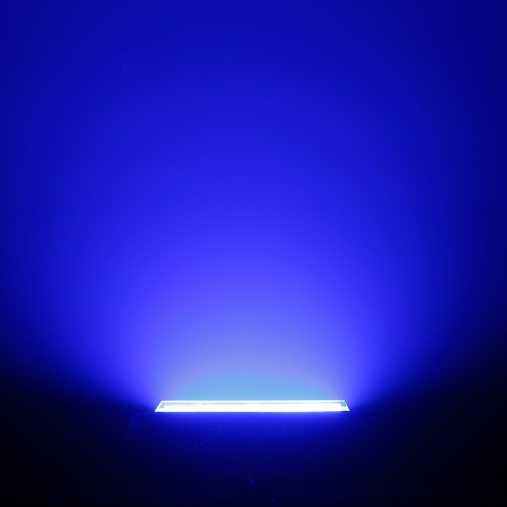 THUNDER WASH100 RGB 3 IN 1 STROBE, BLINDER, WASH LIGHT CAMEO