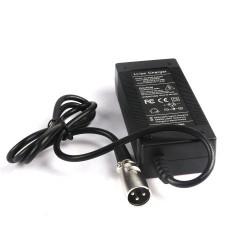 ALIMENTADOR PARA HOVERBOARD / TROTINETE 42V 2A