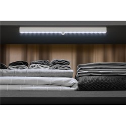 LAMPADA LEDS 6500k C/ DETETOR MOVIMENTOS PIR