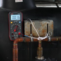 MULTIMETRO DIGITAL UNI-T UT60EU