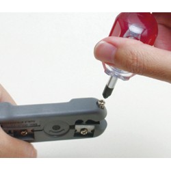DESCARNADOR PARA CABO COAXIAL/UTP PROSKIT
