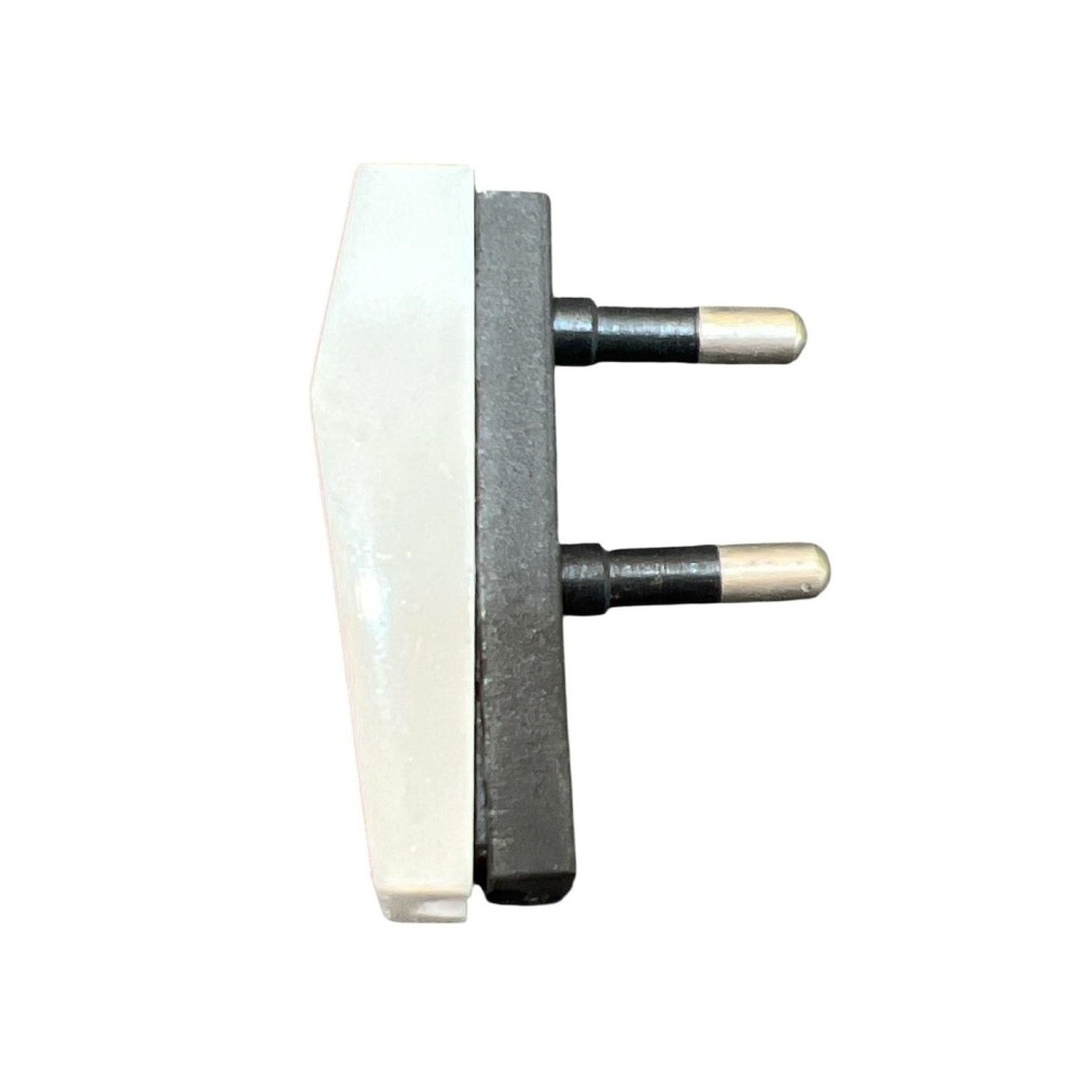 Ficha Macho 10A, 90º