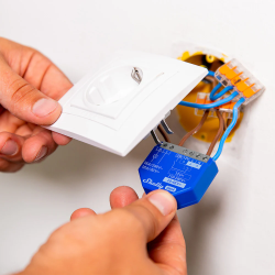 Relé Inteligente Shelly 1 Gen4 16 A Wi-Fi Zigbee Matter